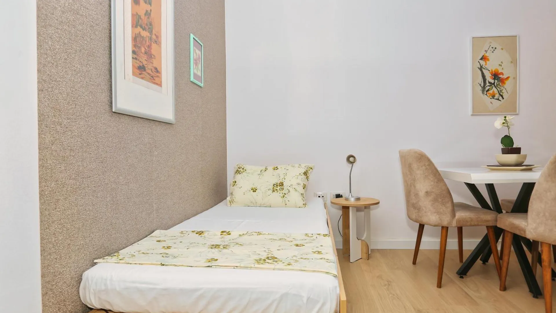 Cozy Apartment Near Square 21 Tirana Albânia