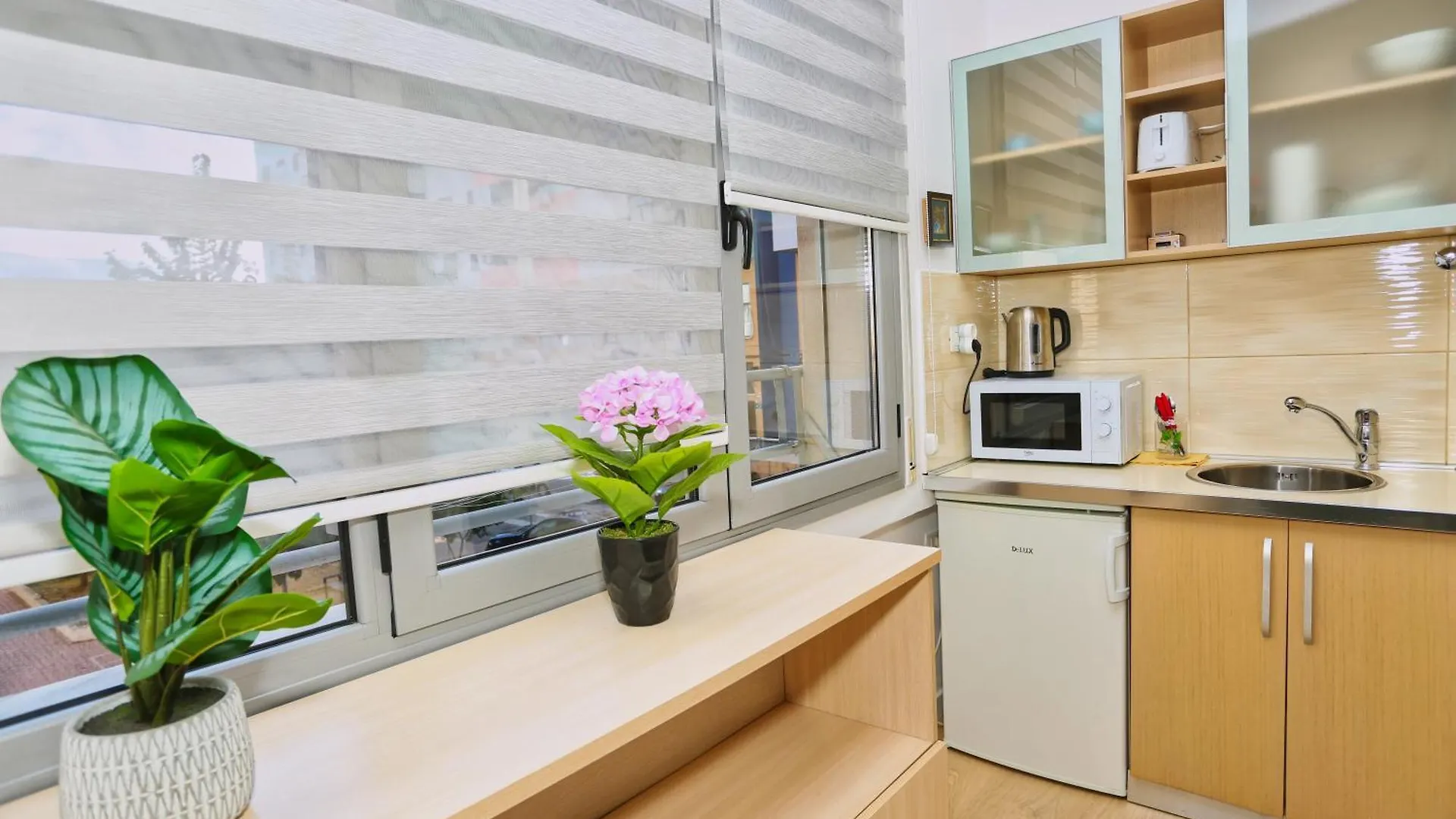 Cozy Apartment Near Square 21 Tirana