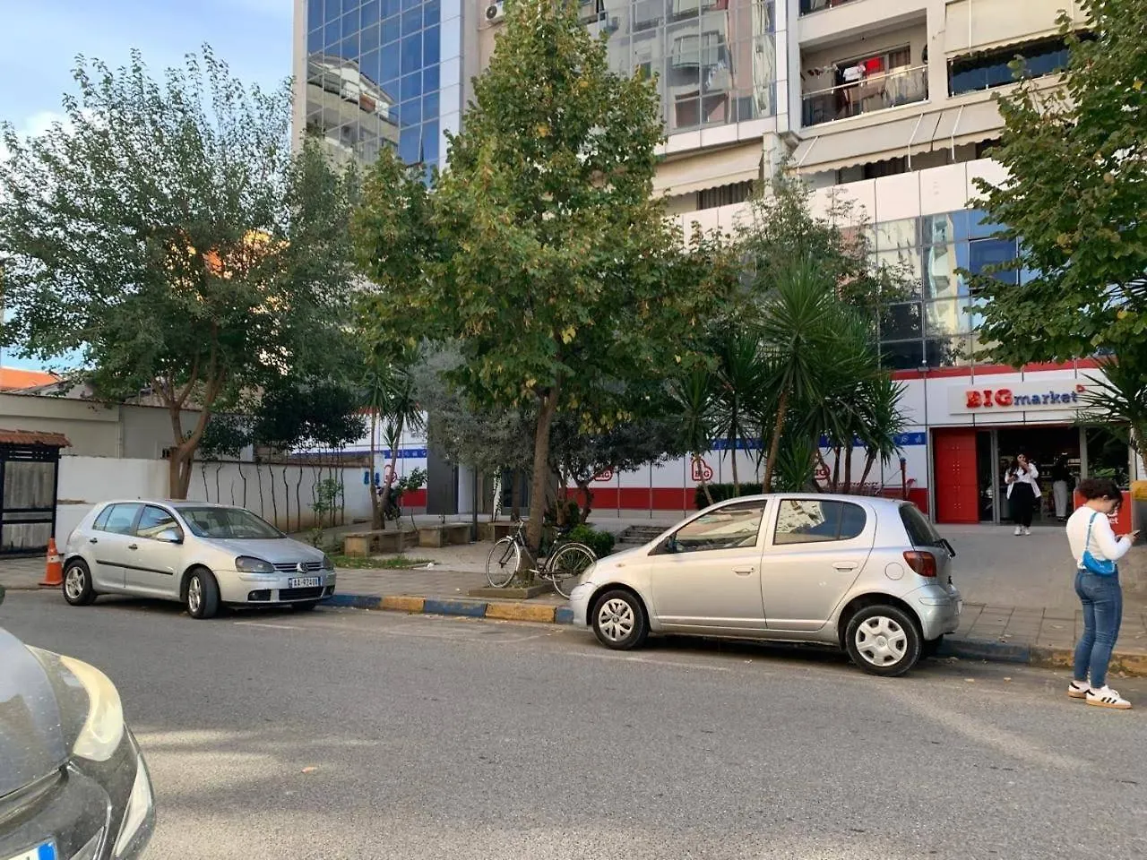 Cozy Apartment Near Square 21 Tirana 0*,